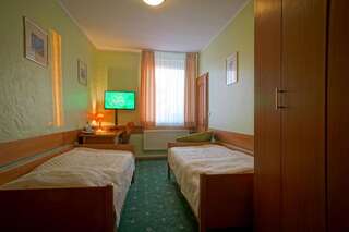 Мини-отель Noclegi w Lublińcu Lubex Люблинец Двухместный номер с 2 отдельными кроватями-2